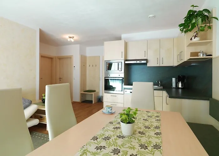 Almhaus Nassfeld * Sonnenalpe Nassfeld